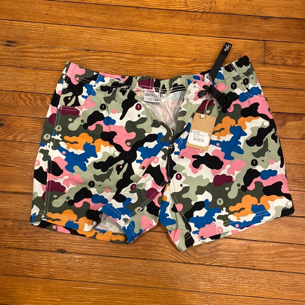 NEW WITH TAGS - Women’s Gramicci Shorts